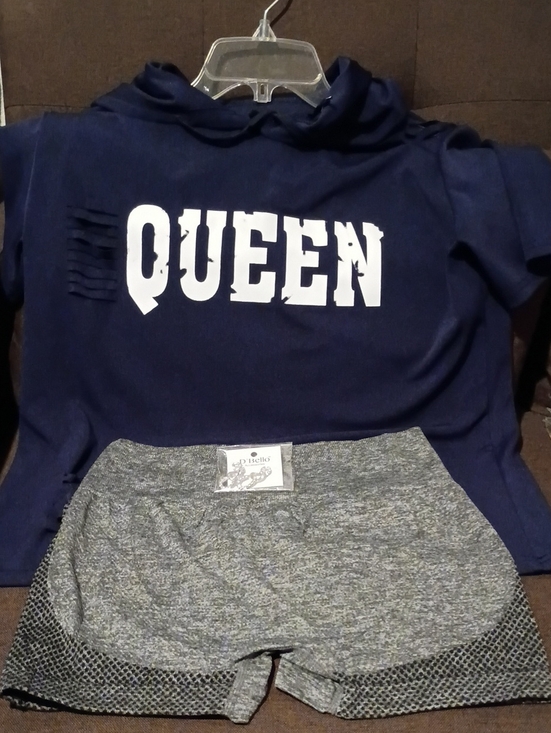 Tops - Queen Hoodie Outfit With Earrings .